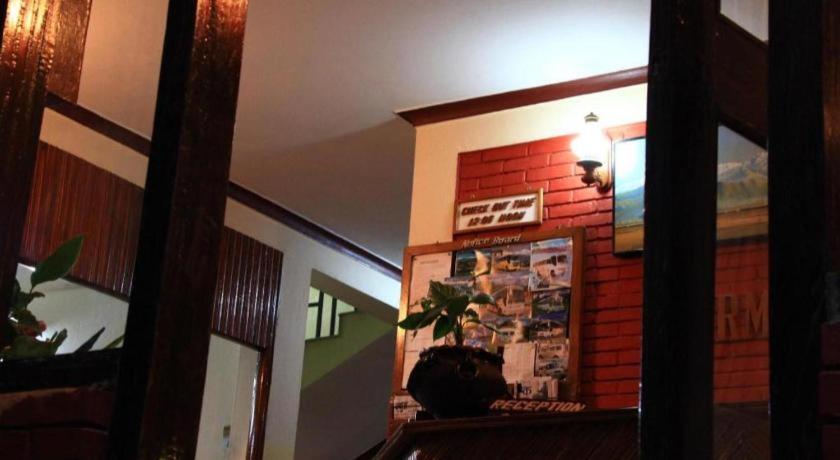 Fairmount Hotel โพคารา ภายนอก รูปภาพ